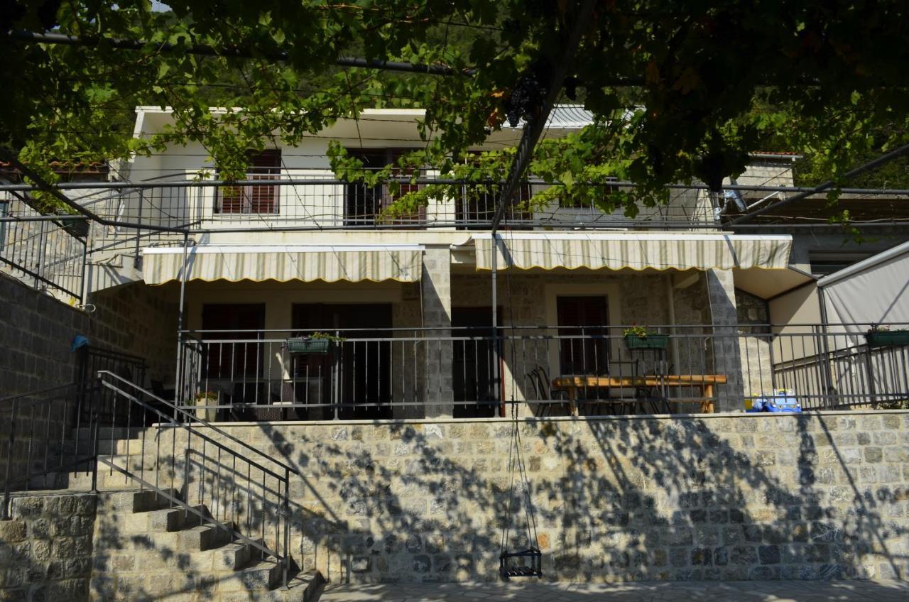 Vila Nikola Bratesici Exterior photo